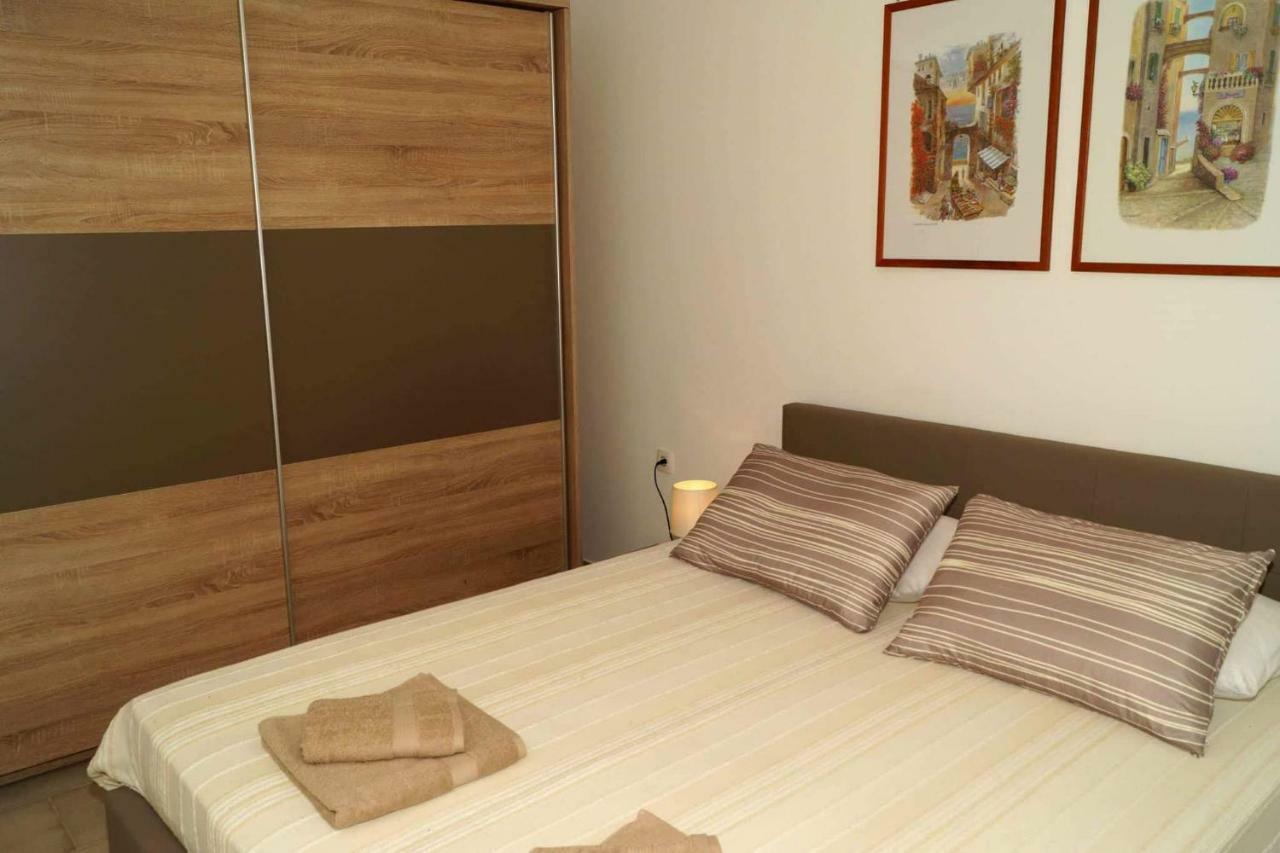 Apartman Eric Daire Pula Dış mekan fotoğraf